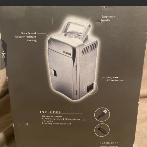 Vector Mini Fridge Cooler/Warmer - Picture 8 of 11